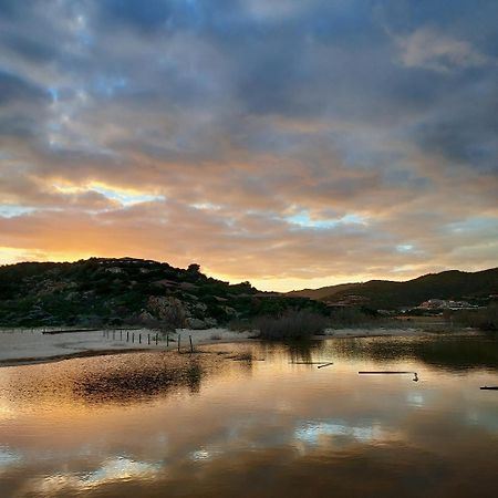 La Rosa Dei Venti B&B Chia Εξωτερικό φωτογραφία